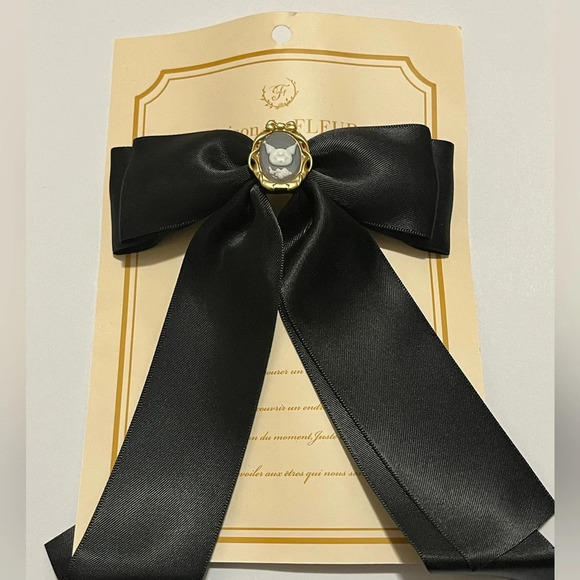Sanrio/Maison De Fleur KUROMI Cameo Bow-Ribbon-Barrette Hair Clip - Picture 1 of 5
